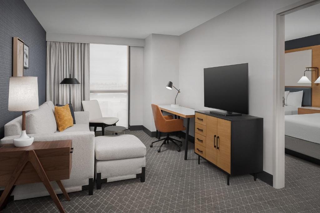 Residence Inn by Marriott Seattle Northgate Station — 4