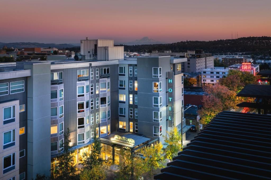 Staypineapple, Watertown Hotel, University District Seattle — 1