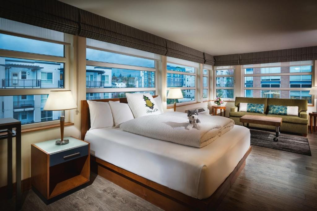 Staypineapple, Watertown Hotel, University District Seattle — 2