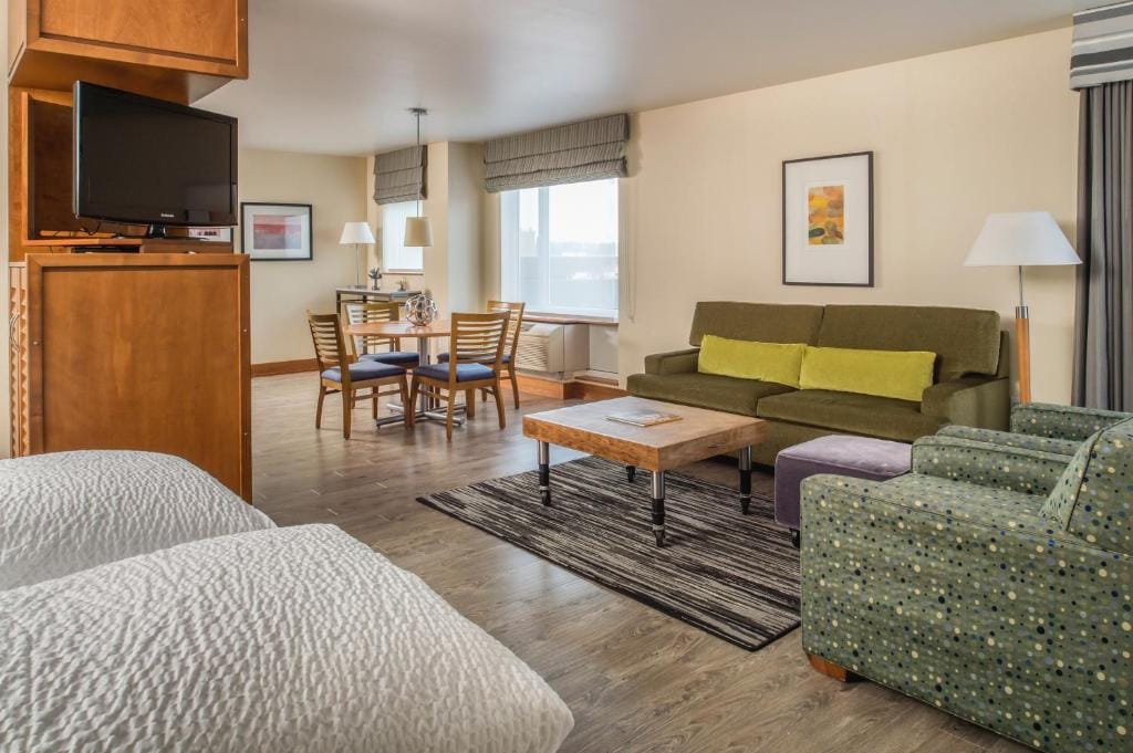 Staypineapple, Watertown Hotel, University District Seattle — 5