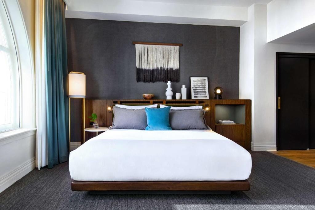 The Alexis Royal Sonesta Hotel Seattle — 5