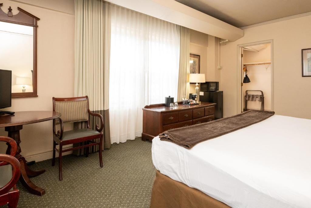 The Inn at Virginia Mason — 2