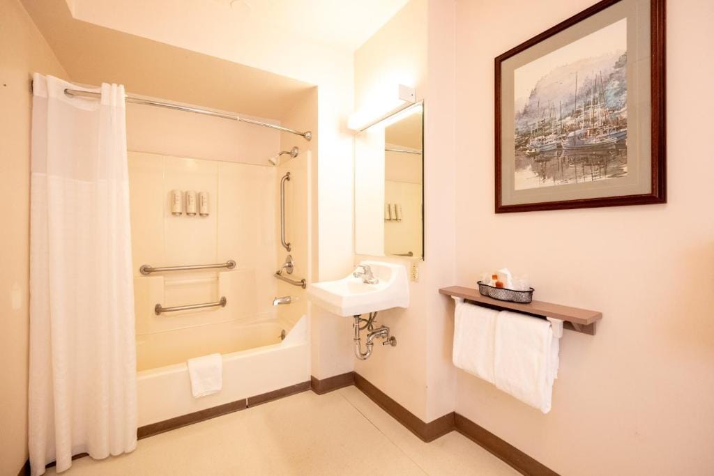 The Inn at Virginia Mason — 3