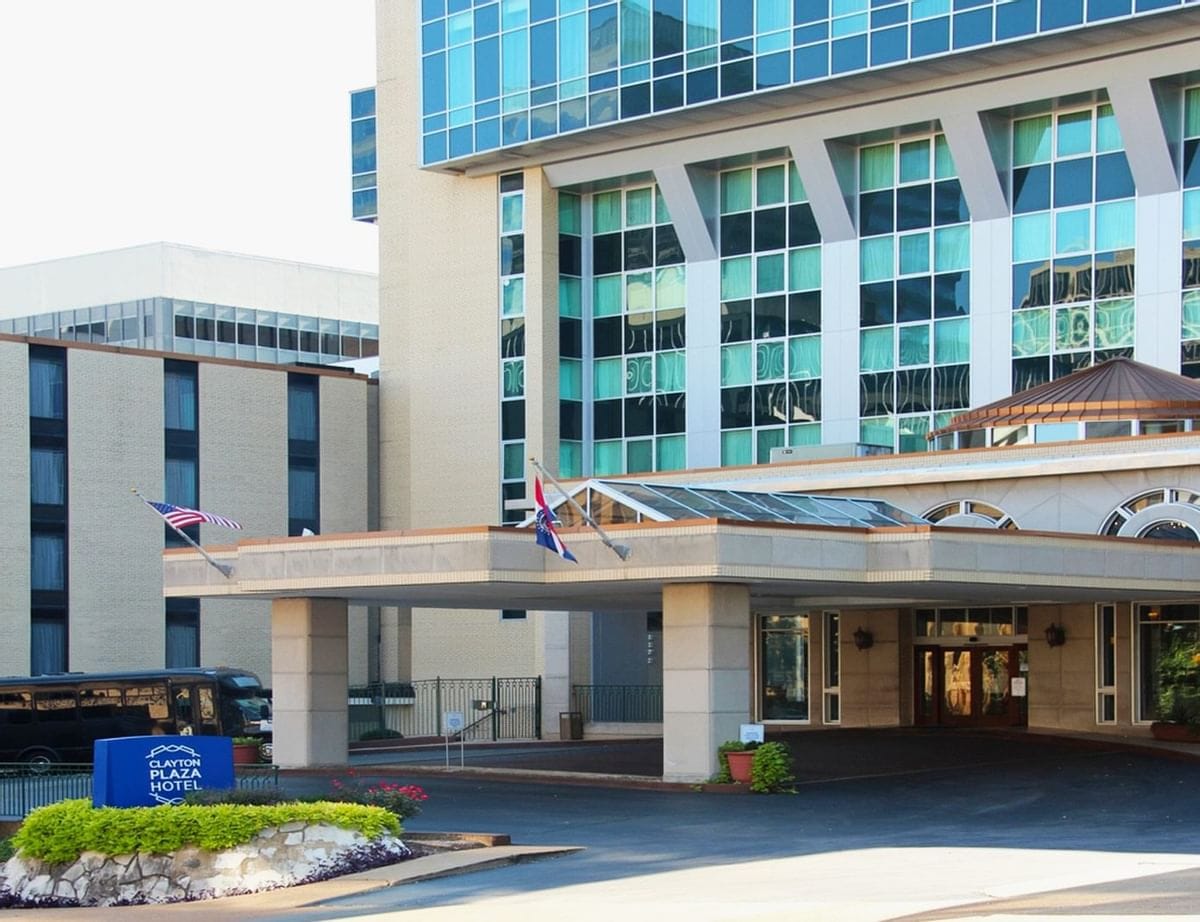 Clayton Plaza Hotel — 3
