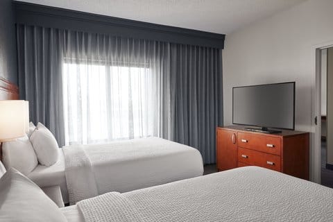 Courtyard by Marriott St Louis Downtown West — 4