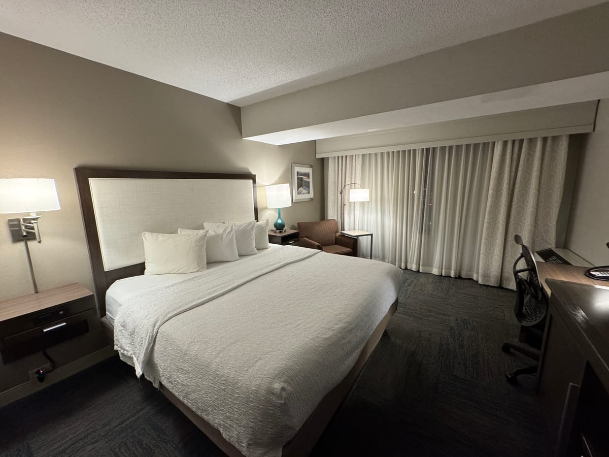Hampton Inn St. Louis-Downtown (At the Gateway Arch) — 4