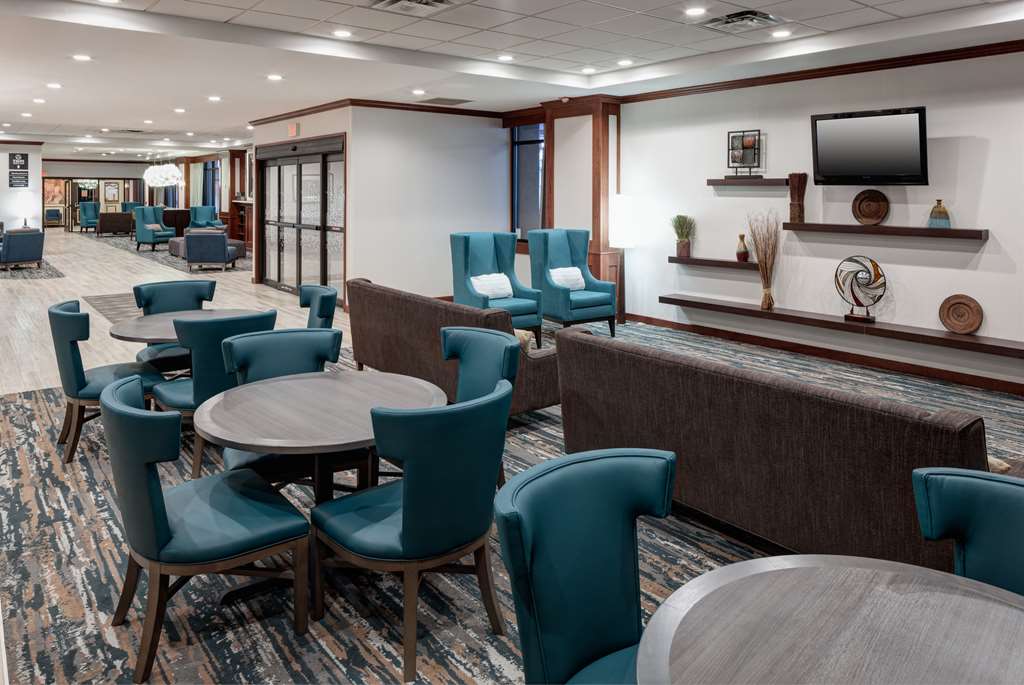 Hampton Inn St. Louis-Downtown (At the Gateway Arch) — 5