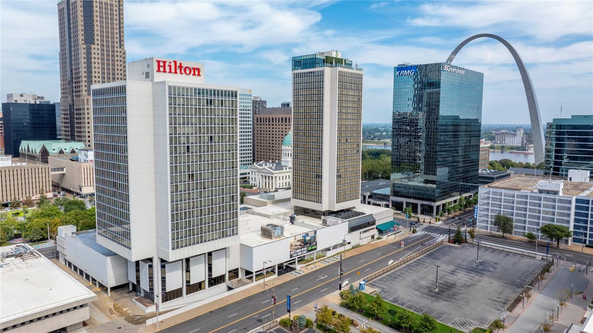 Hilton St. Louis at the Ballpark — 4