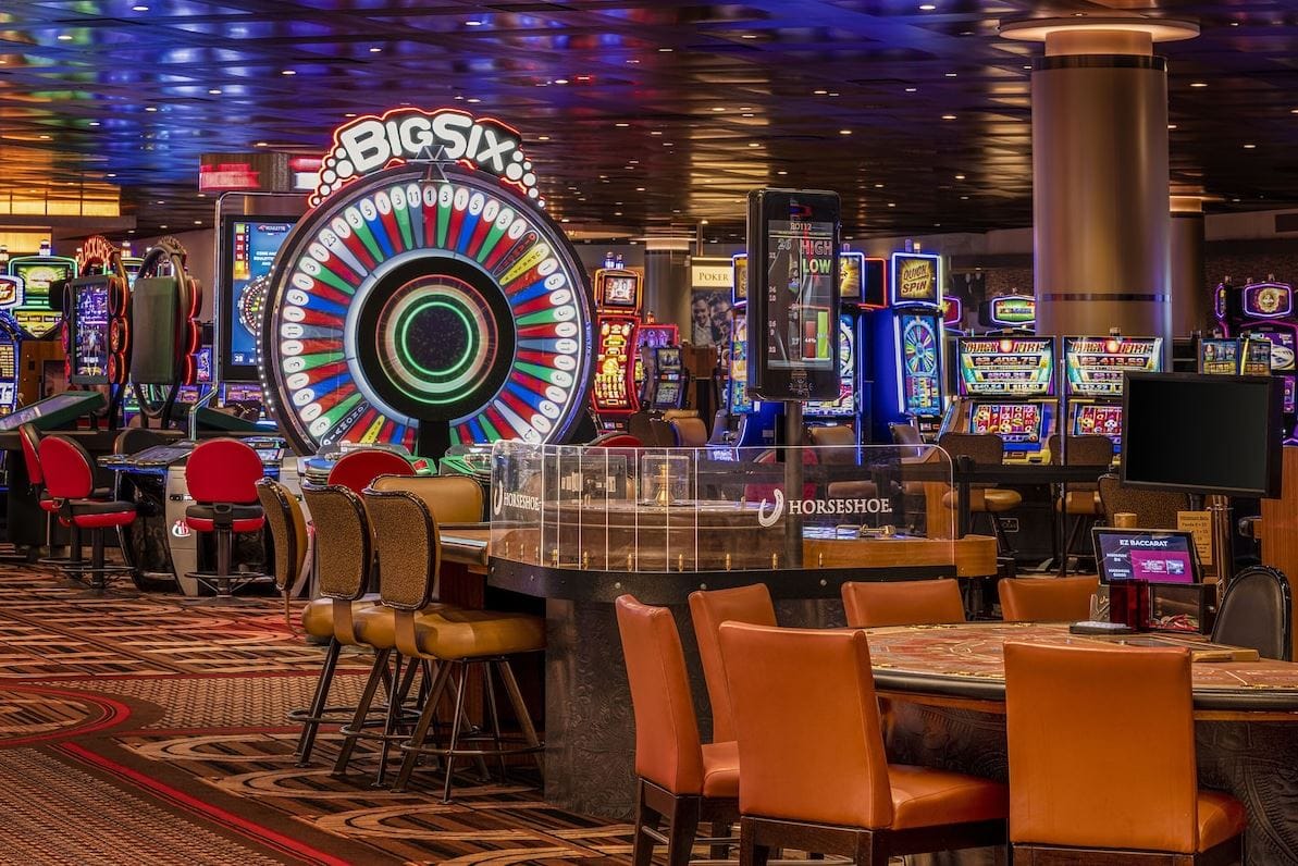 HoteLumière at the Arch - A Caesars Rewards Destination — 5