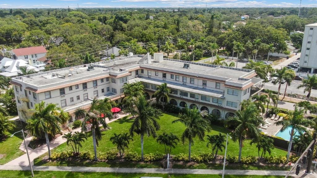 Crystal Bay Historic Hotel — 3