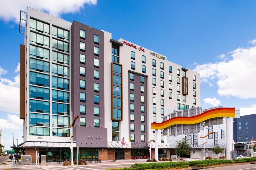 Hampton Inn Tampa Downtown Channel District — 2