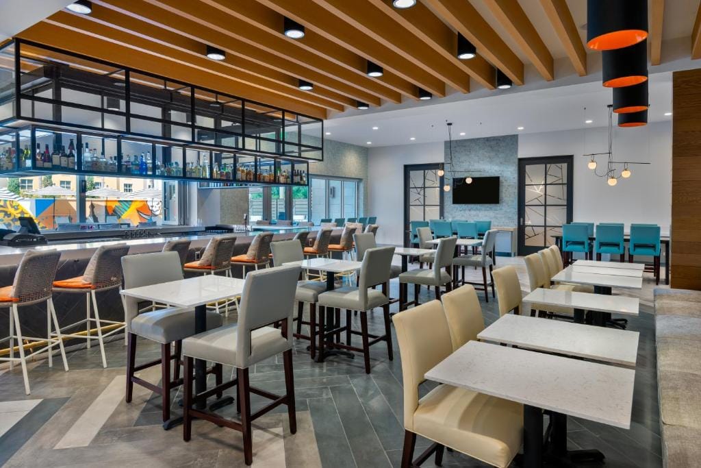 Hyatt House Tampa Airport/Westshore — 4