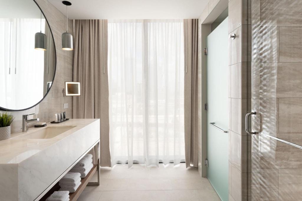 JW Marriott Tampa Water Street — 3