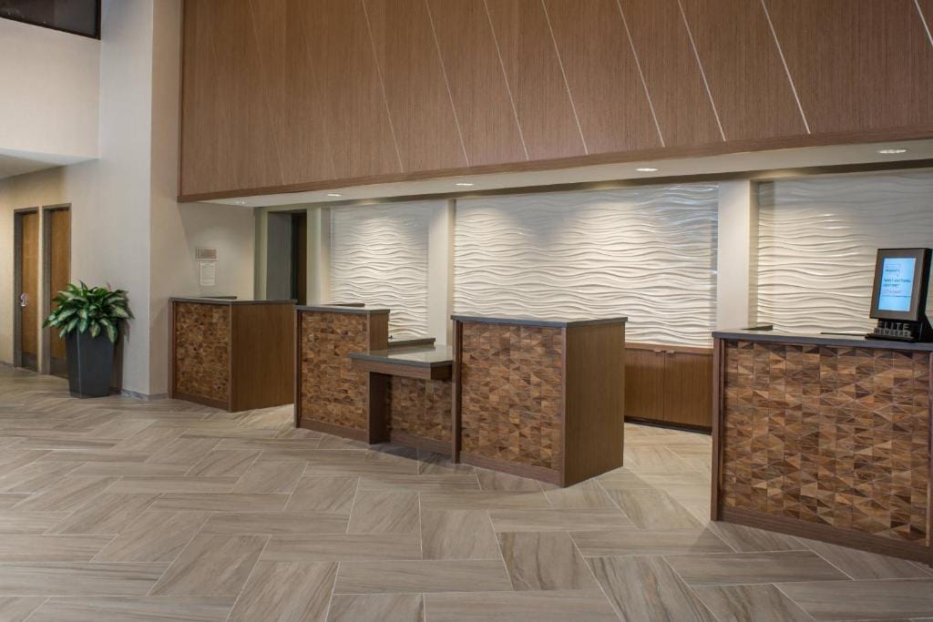 Marriott Tampa Westshore — 3