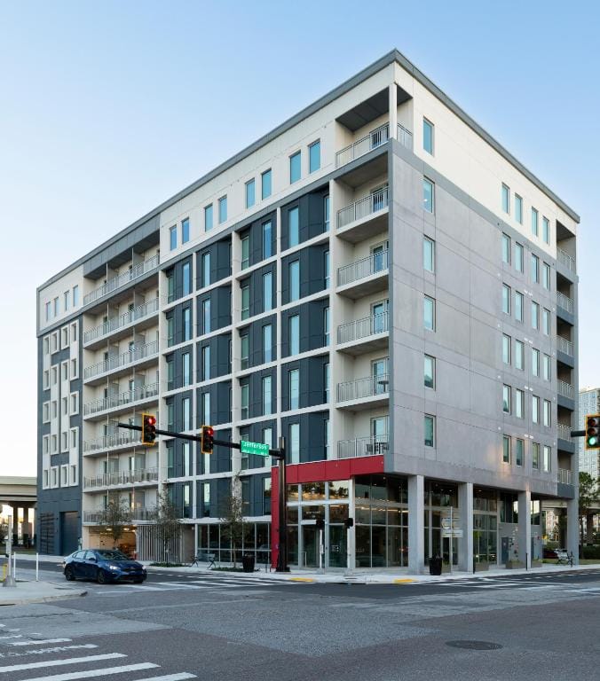 Mint House Tampa Downtown by Kasa