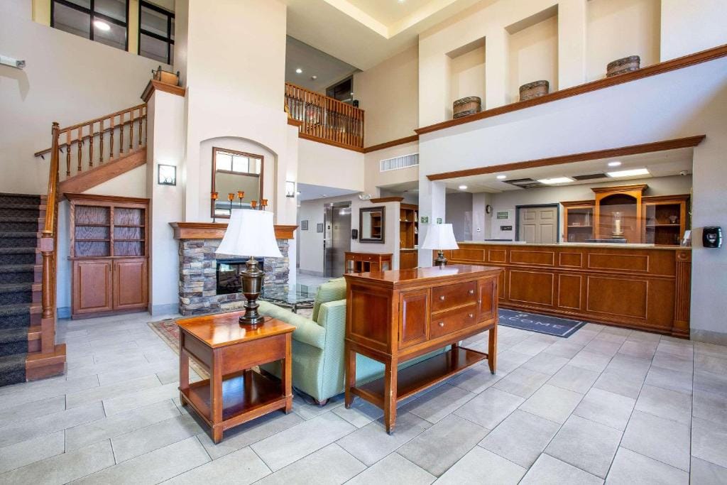 Country Inn & Suites by Radisson, Tucson City Center AZ — 5