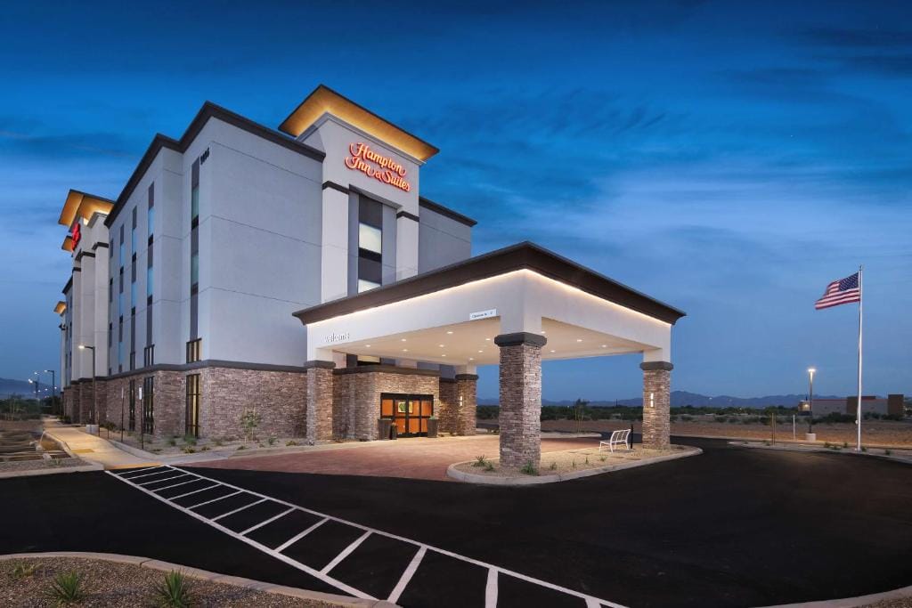 Hampton Inn Suites Tucson Tech Park — 1