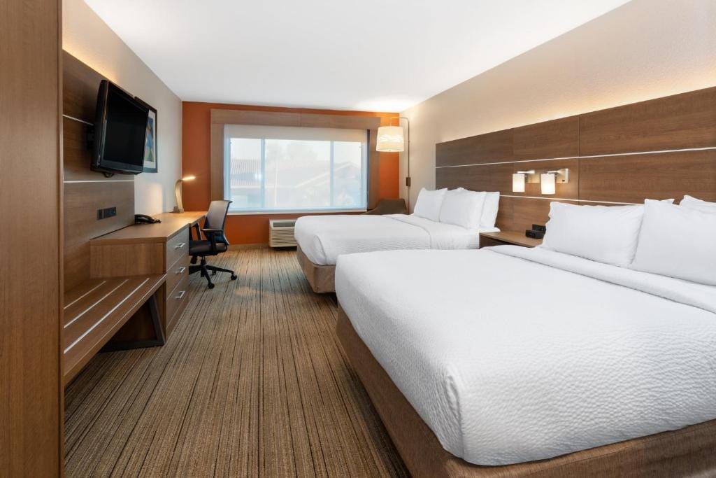 Holiday Inn Express & Suites Tucson North - Marana, by IHG — 2