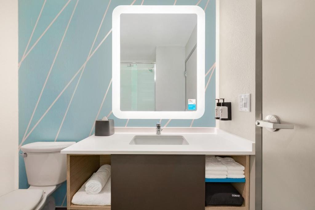 avid hotel Tulsa South - Medical District by IHG — 3