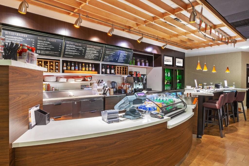 Courtyard by Marriott Tulsa Woodland Hills — 4