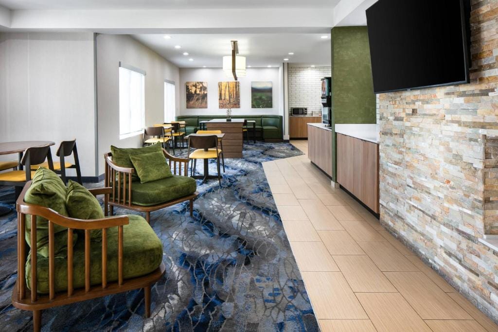 Fairfield Inn & Suites by Marriott Tulsa Central — 4