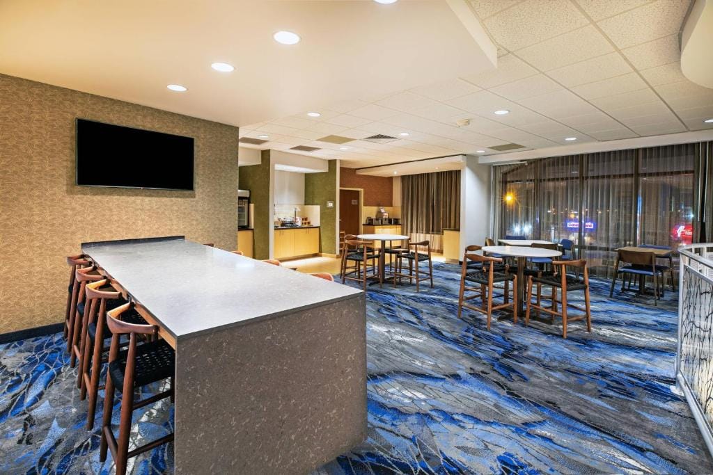 Fairfield Inn & Suites Tulsa Downtown Arts District — 5
