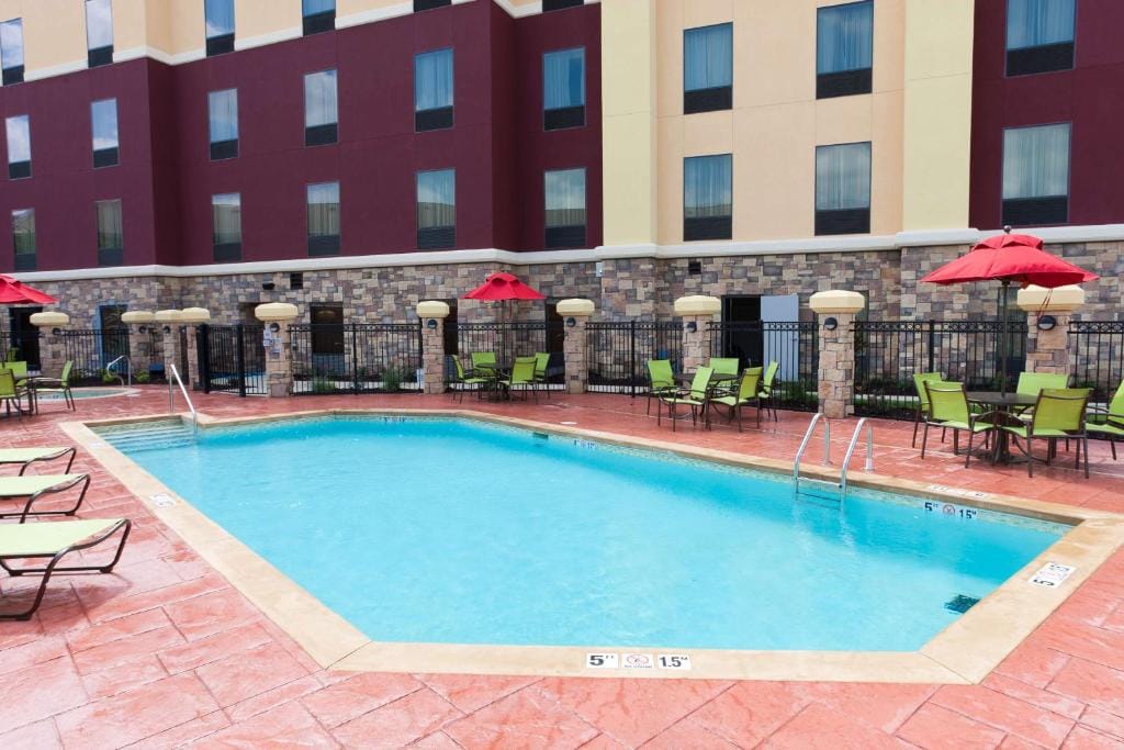 Hampton Inn and Suites Tulsa Central — 4