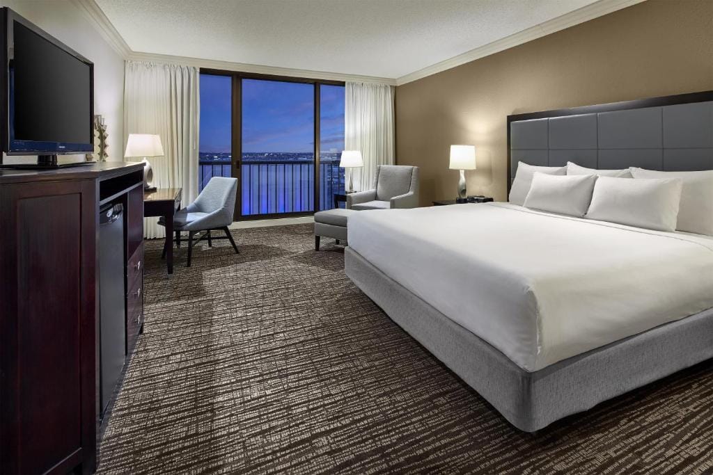 Hyatt Regency Tulsa Downtown — 2