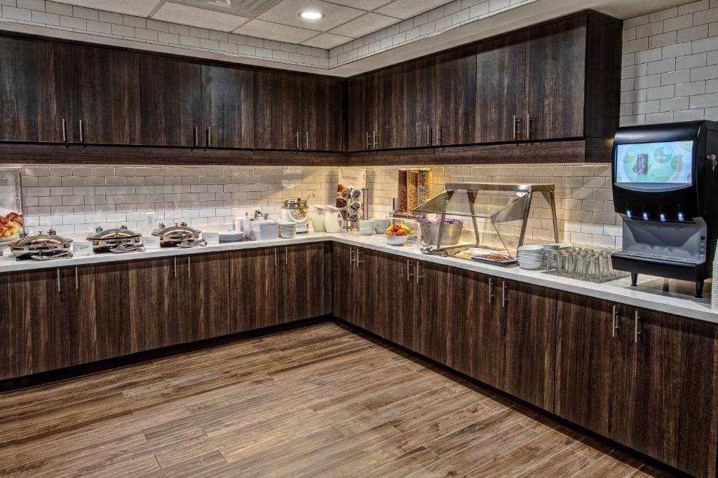 Residence Inn by Marriott Tulsa Midtown — 5