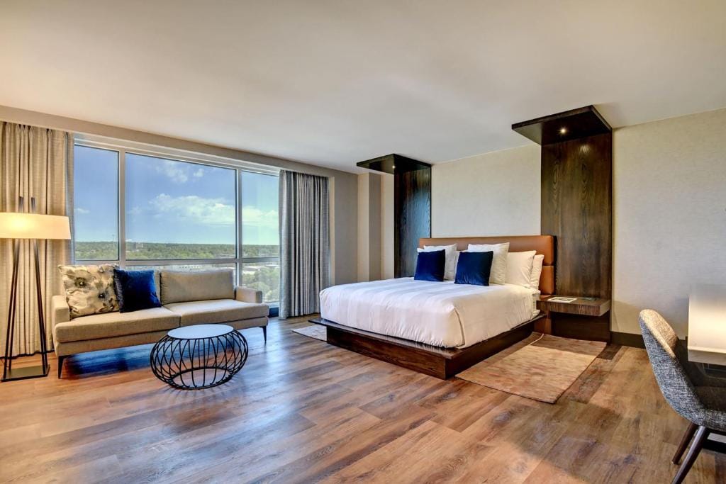 Tulsa Marriott Southern Hills — 2