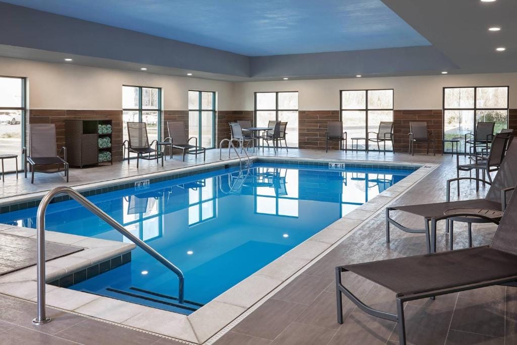 Fairfield Inn & Suites by Marriott Virginia Beach/Norfolk Airport — 4