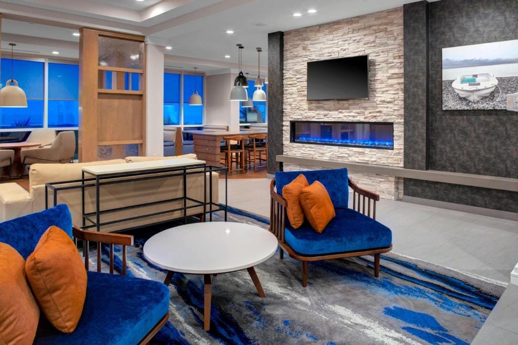 Fairfield Inn & Suites by Marriott Virginia Beach Oceanfront — 1