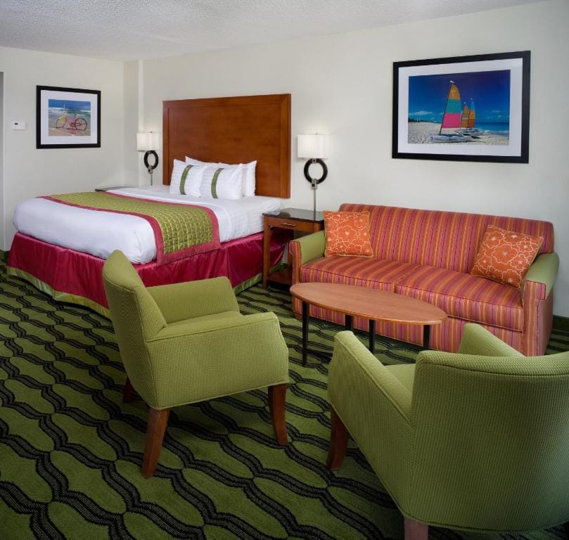 Holiday Inn Va Beach-Oceanside 21st St by IHG — 2