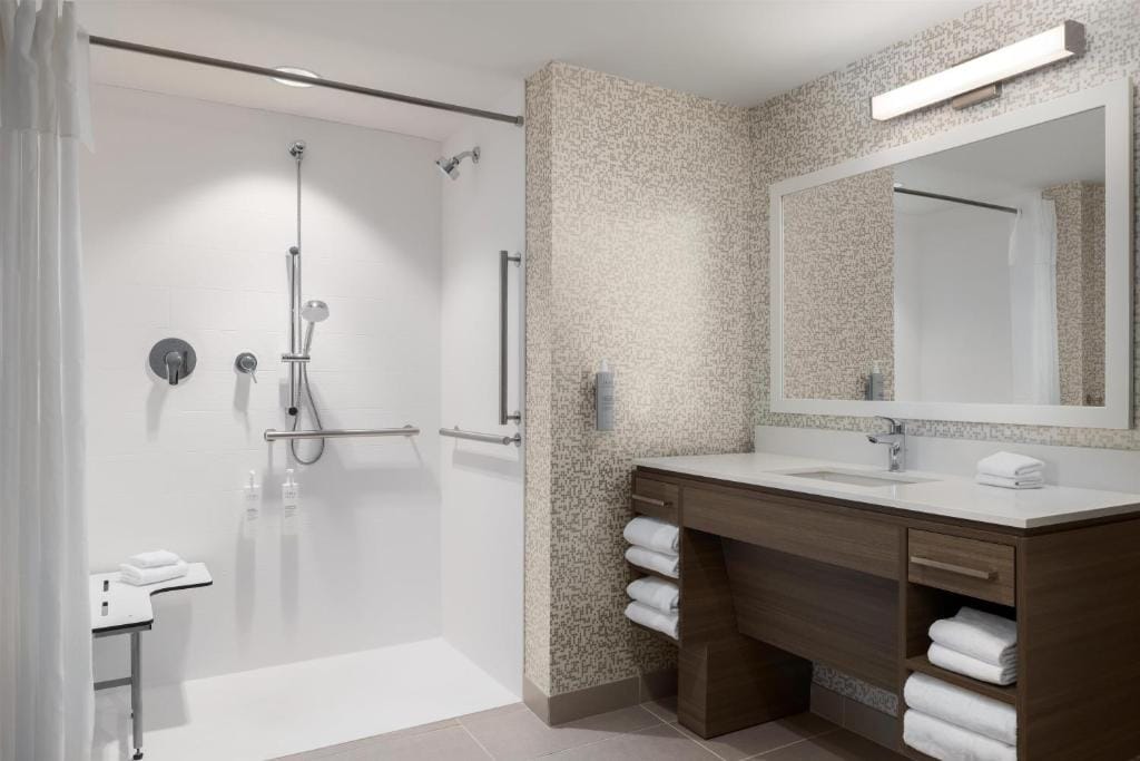 Home2 Suites By Hilton Virginia Beach Princess Anne — 3