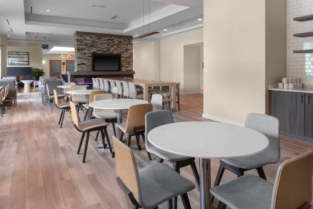 Residence Inn by Marriott Virginia Beach Town Center — 5