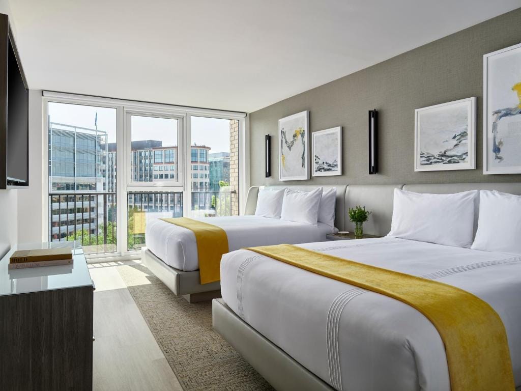 Hotel AKA Washington Circle — 2