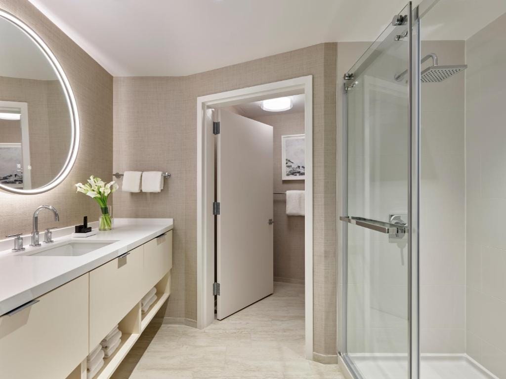 Hotel AKA Washington Circle — 3
