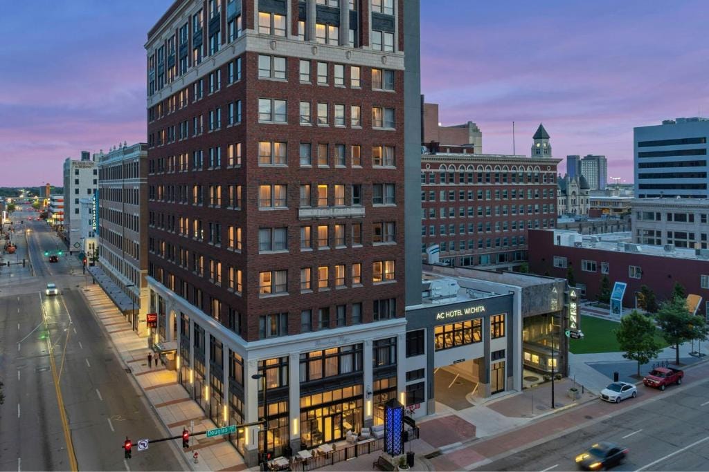 AC Hotel by Marriott Wichita Downtown — 5