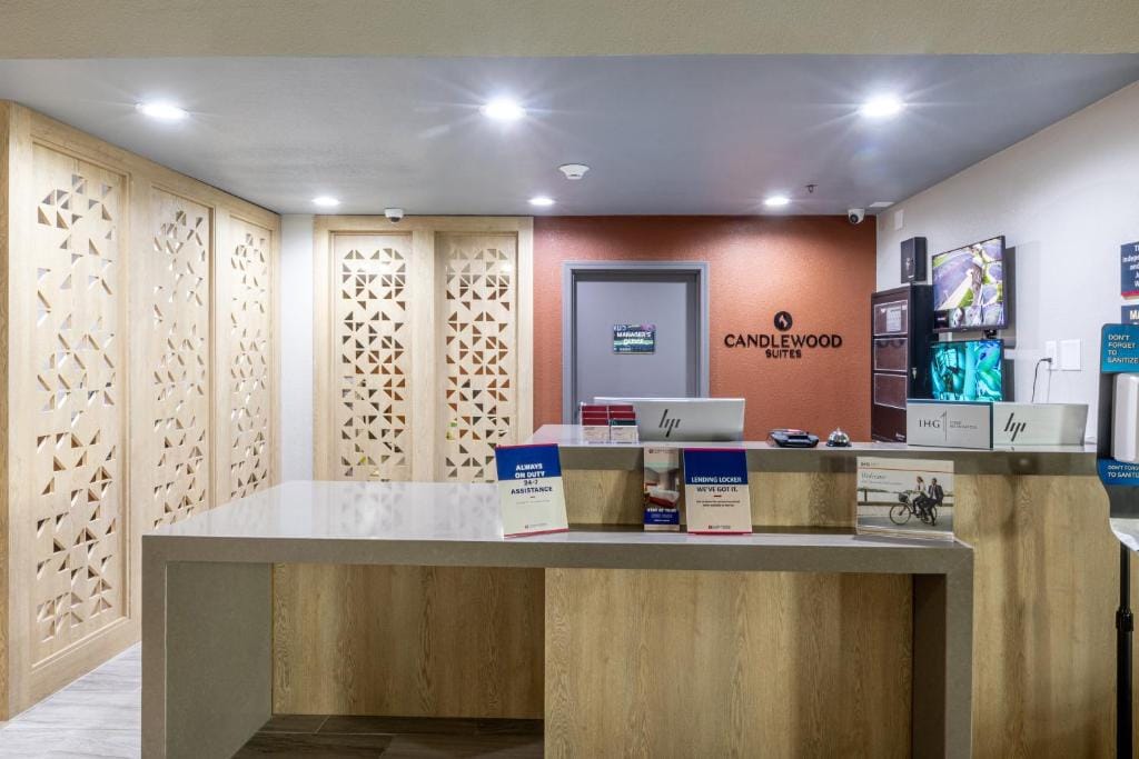 Candlewood Suites Wichita Northwest by IHG — 3