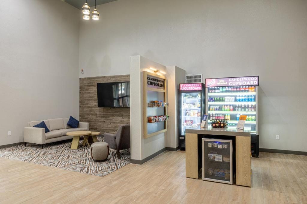 Candlewood Suites Wichita Northwest by IHG — 5
