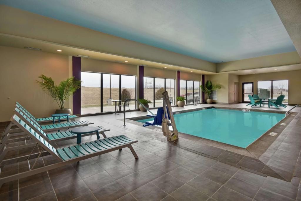 Home2 Suites by Hilton Wichita Northeast — 4