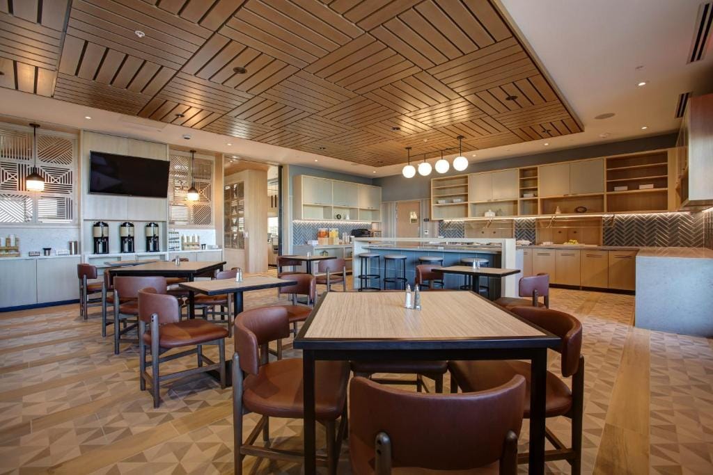 Hyatt Place at Wichita State University — 5