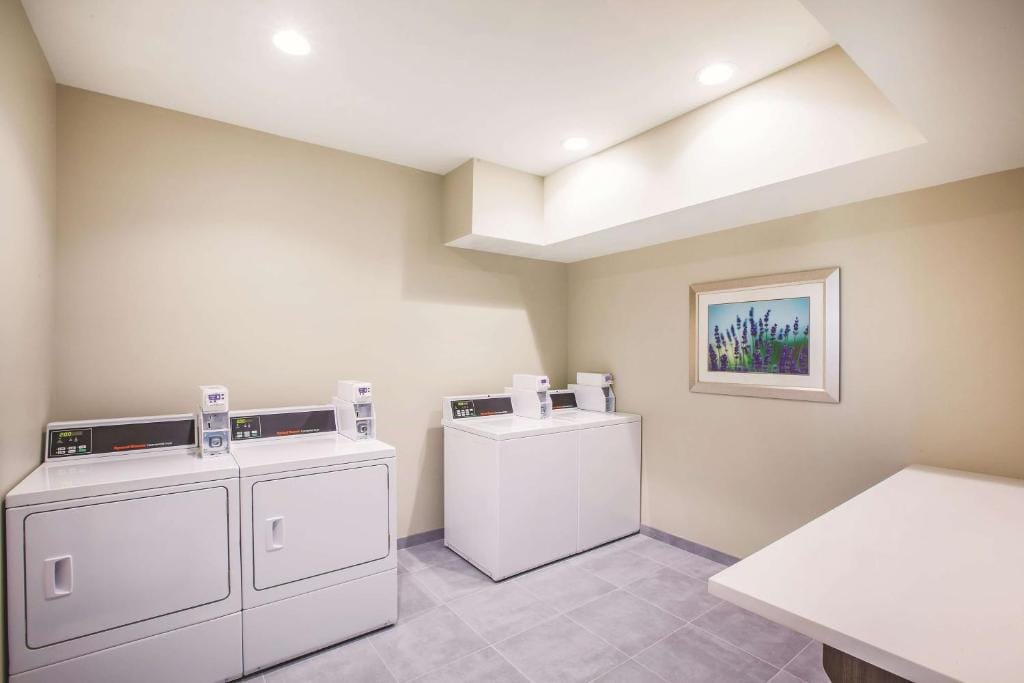 La Quinta by Wyndham Wichita Northeast — 3