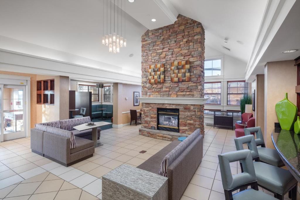 Residence Inn by Marriott Wichita East At Plazzio — 5