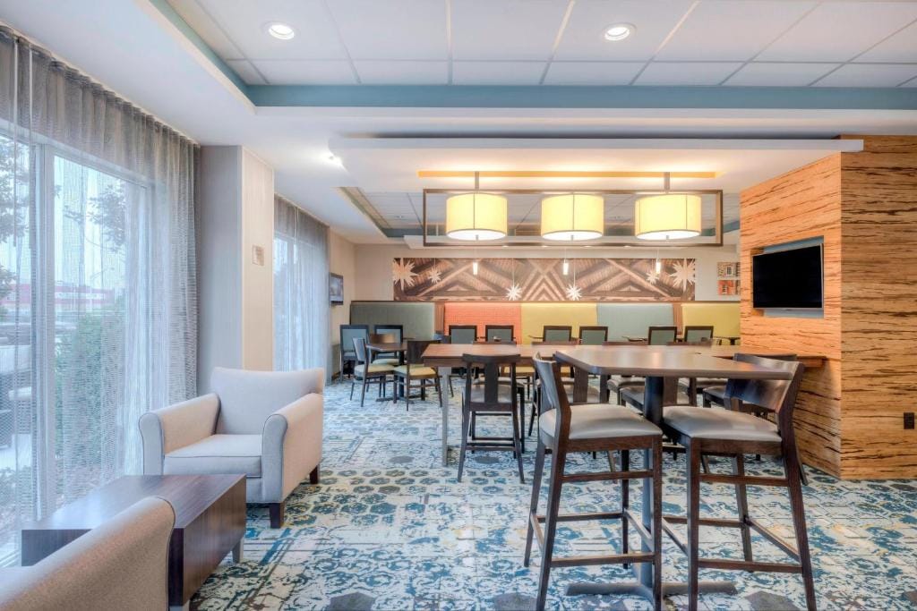 Fairfield Inn & Suites by Marriott Winston-Salem Downtown — 5