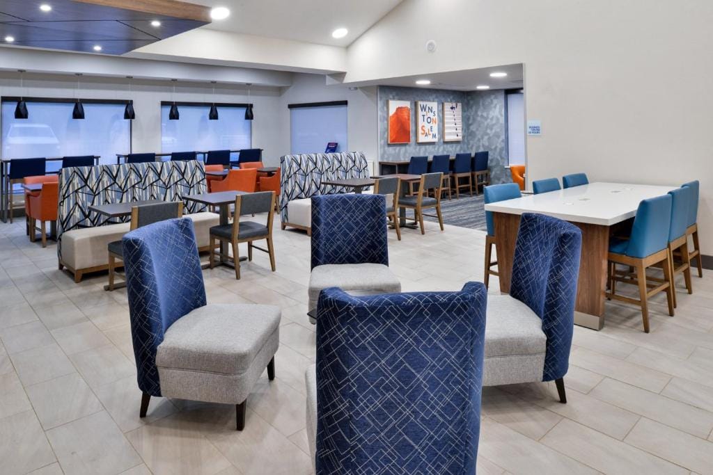 Holiday Inn Express Winston-Salem Medical Ctr Area — 5