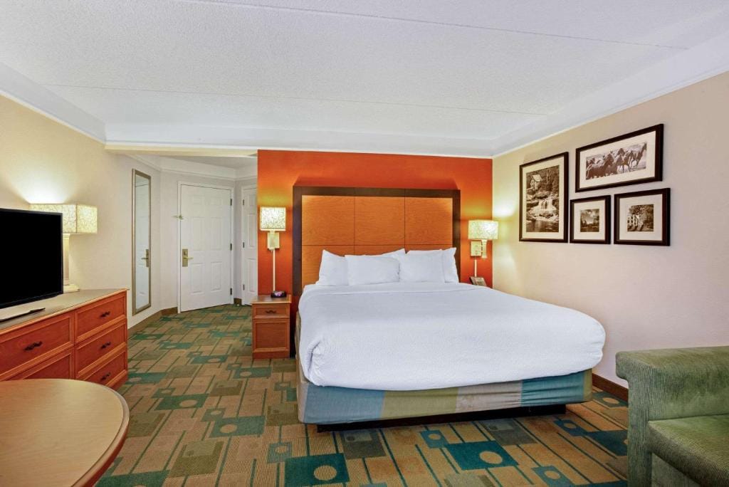 La Quinta by Wyndham Winston-Salem — 2