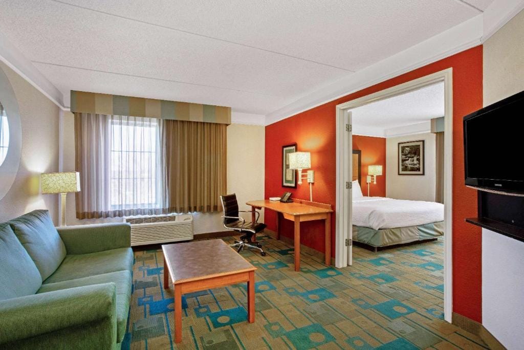 La Quinta by Wyndham Winston-Salem — 5