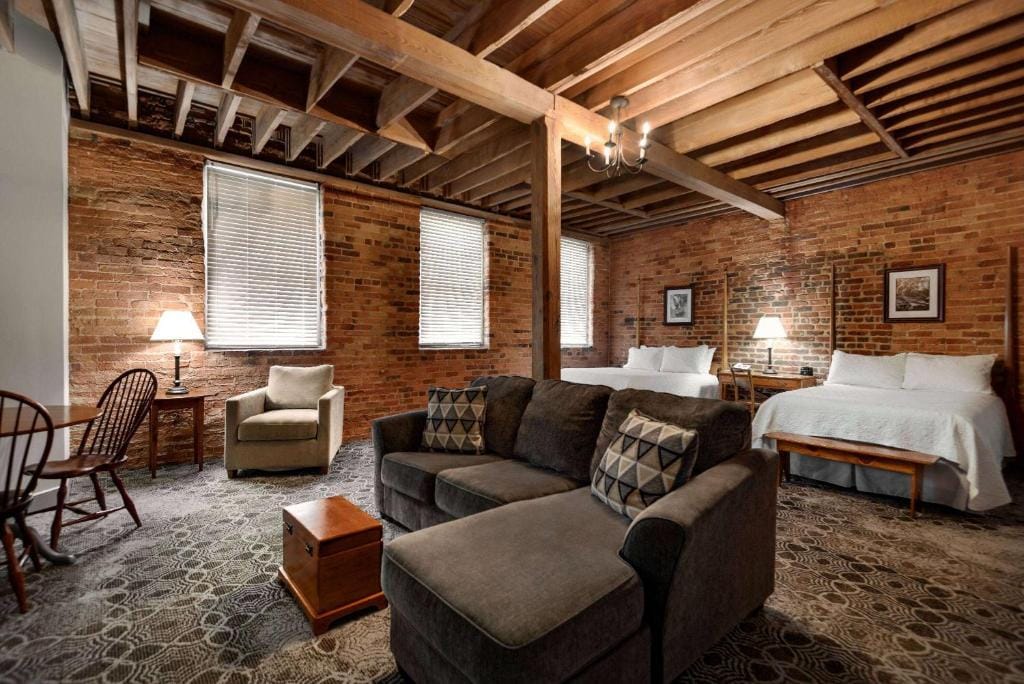 The Historic Brookstown Inn, Trademark Collection by Wyndham — 2